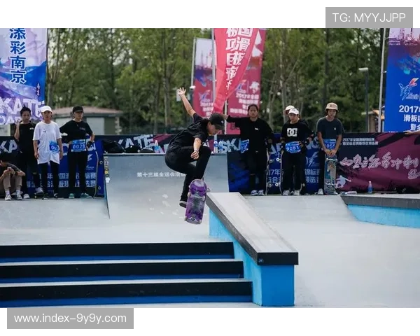 杨柳赞全运会入场仪式新颖 期待感受深圳独特风情